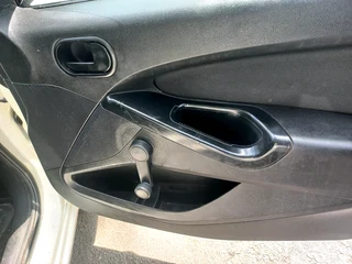 2015 FORD FIGO 1.4 MANUAL TRANSMISSION IN EXCELLENT CONDITION