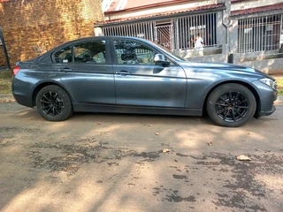 2013 Bmw 320i F30 Automatic Transmission In Excellent Condition