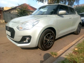 2019 SUZUKI SWIFT 1.2 MANUAL TRANSMISSION IN EXCELLENT CONDITION WITH SPARE KEYS IN EXCELLENT CONDIT