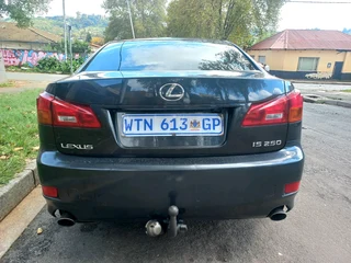 2008 LEXUS IS250 AUTOMATIC TRANSMISSION WITH FULL SERVICE HISTORY IN EXCELLENT CONDITION