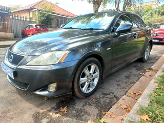 2008 LEXUS IS250 AUTOMATIC TRANSMISSION WITH FULL SERVICE HISTORY IN EXCELLENT CONDITION