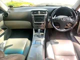 2008 LEXUS IS250 AUTOMATIC TRANSMISSION WITH FULL SERVICE HISTORY IN EXCELLENT CONDITION