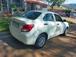 2022 SUZUKI DZIRE 1.2 MANUAL TRANSMISSION IN EXCELLENT CONDITION