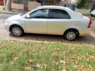 2015 TOYOTA ETIOS SEDAN 1.5 MANUAL TRANSMISSION IN EXCELLENT CONDITION