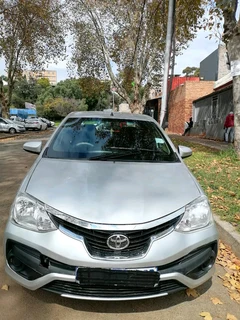 2015 TOYOTA ETIOS SEDAN 1.5 MANUAL TRANSMISSION IN EXCELLENT CONDITION