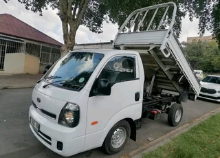 2018 KIA K2700 WORKHORSE TIPPER IN EXCELLENT CONDITION