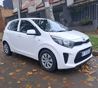 2018 KIA PICANTO 1.0 MANUAL TRANSMISSION WITH SERVICE BOOK IN EXCELLENT CONDITION