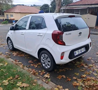 2018 KIA PICANTO 1.0 MANUAL TRANSMISSION WITH SERVICE BOOK IN EXCELLENT CONDITION