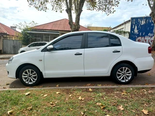2017 VOLKSWAGEN POLO VIVO 1.4 SEDAN IN EXCELLENT CONDITION