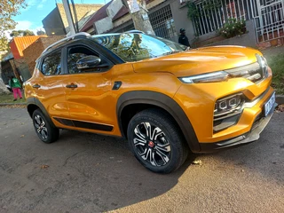 2023 RENAULT KIGER 1.0 TURBO XTRONIC AUTOMATIC TRANSMISSION WITH FULL SERVICE HISTORY