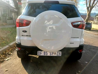 2018 FORD ECOSPORT 1.5 TDCI TITANIUM MANUAL TRANSMISSION WITH SERVICE BOOK