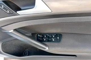 2016 VOLKSWAGEN GOLF 7 TSI 1.4 COMFORTLINE AUTOMATIC TRANSMISSION IN EXCELLENT CONDITION