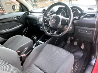2022 SUZUKI SWIFT 1.2 MANUAL TRANSMISSION IN EXCELLENT CONDITION