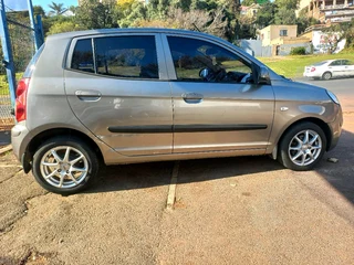 2011 Kia Picanto 1.0 Manual Transmission In Excellent Condition