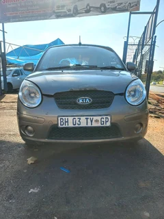 2011 KIA PICANTO 1.0 MANUAL TRANSMISSION IN EXCELLENT CONDITION