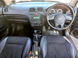 2011 KIA PICANTO 1.0 MANUAL TRANSMISSION IN EXCELLENT CONDITION