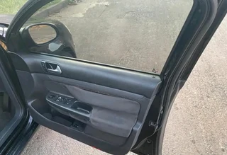 2010 VOLKSWAGEN JETTA 5 MANUAL TRANSMISSION IN EXCELLENT CONDITION