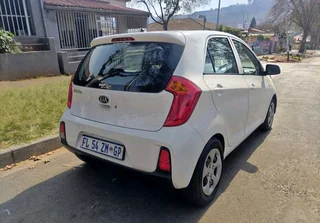 2016 KIA PICANTO 1.0 MANUAL TRANSMISSION IN EXCELLENT CONDITION
