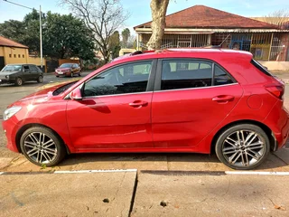 2017 KIA RIO 1.4 TEC MANUAL TRANSMISSION WITH FULL SERVICE HISTORY
