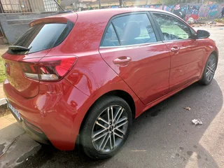 2017 KIA RIO 1.4 TEC MANUAL TRANSMISSION WITH FULL SERVICE HISTORY