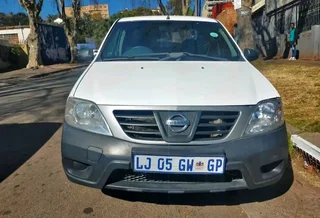 2016 NISSAN NP200 BAKKIE 1.6 IN EXCELLENT CONDITION WITH AIRCON AND SPARE KEYS