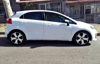 2015 Kia Rio 1.4 Tec Manual Transmission In Excellent Condition