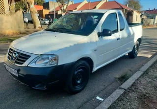 2017 NISSAN NP200 BAKKIE 1.6 IN EXCELLENT CONDITION