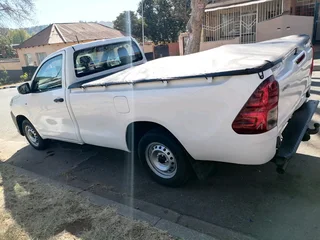 2021 TOYOTA HILUX SINGLE CAB 2.0 VVTI LOW RIDER IN EXCELLENT CONDITION