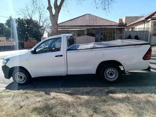 2021 TOYOTA HILUX SINGLE CAB 2.0 VVTI LOW RIDER IN EXCELLENT CONDITION