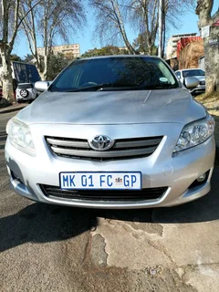 2010 TOYOTA COROLLA PROFESSIONAL 1.3 MANUAL TRANSMISSION WITH SPARE KEYS IN EXCELLENT CONDITION