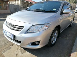 2010 TOYOTA COROLLA PROFESSIONAL 1.3 MANUAL TRANSMISSION WITH SPARE KEYS IN EXCELLENT CONDITION