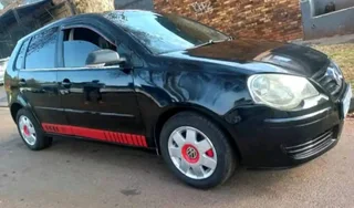 2007 VOLKSWAGEN POLO BUJWA 1.4 MANUAL TRANSMISSION IN EXCELLENT CONDITION