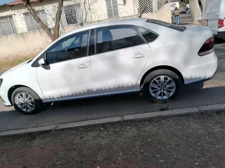 2021 VOLKSWAGEN POLO 6 SEDAN 1.4 COMFORTLINE WITH REVERSE SENSORS