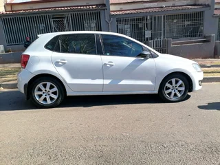 2010 Volkswagen Polo 6 Hatchback 1.4 Manual Transmission In Excellent Condition