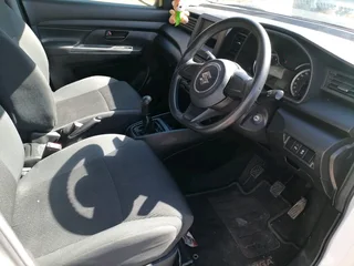 2024 SUZUKI ERTIGA 1.5 GA MANUAL TRANSMISSION IN EXCELLENT CONDITION