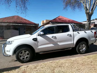 2013 Ford Ranger Double Cab 3.2 Xlt Double Cab Automatic Transmission In Excellent Condition