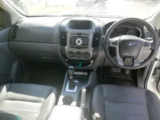 2013 FORD RANGER DOUBLE CAB 3.2 XLT DOUBLE CAB AUTOMATIC TRANSMISSION IN EXCELLENT CONDITION