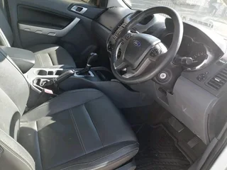 2013 FORD RANGER DOUBLE CAB 3.2 XLT DOUBLE CAB AUTOMATIC TRANSMISSION IN EXCELLENT CONDITION