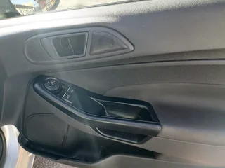 2017 FORD FIESTA 1.0 ECOBOOST AUTOMATIC TRANSMISSION IN EXCELLENT CONDITION