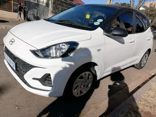 2023 HYUNDAI I10 GRAND 1.0 MANUAL TRANSMISSION WITH REVERSE CAMERA AND SENSORS