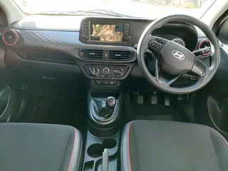 2023 HYUNDAI I10 GRAND 1.0 MANUAL TRANSMISSION WITH REVERSE CAMERA AND SENSORS