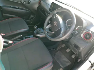 2023 HYUNDAI I10 GRAND 1.0 MANUAL TRANSMISSION WITH REVERSE CAMERA AND SENSORS