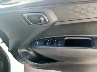 2023 HYUNDAI I10 GRAND 1.0 MANUAL TRANSMISSION WITH REVERSE CAMERA AND SENSORS