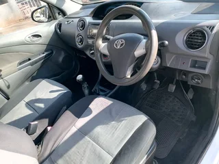 2015 TOYOTA ETIOS SEDAN 1.5 SPRINT MANUAL TRANSMISSION IN EXCELLENT CONDITION