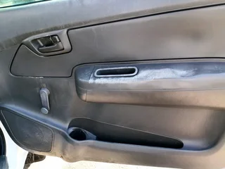 2013 TOYOTA HILUX SINGLE CAB 2.0 VVTI PETROL LOW RIDER IN EXCELLENT CONDITION