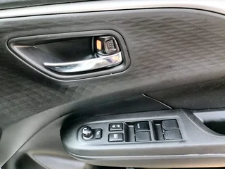 2025 SUZUKI SWIFT 1.2 MANUAL TRANSMISSION WITH SERVICE BOOK