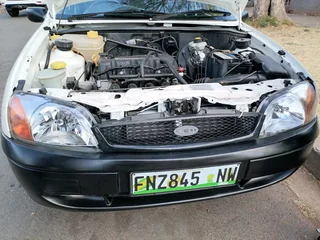 2006 FORD BANTAM 1.3 MANUAL TRANSMISSION WITH LEATHER SEATS