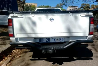 2017 NISSAN NP300 SINGLE CAB 2.0 PETROL MANUAL TRANSMISSION IN EXCELLENT CONDITION