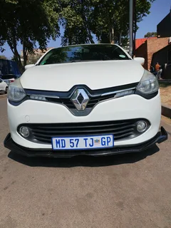 2015 Renault Clio 4 900t Manual Transmission In Excellent Condition