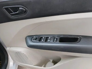 2023 RENAULT TRIBER 1.0 MANUAL TRANSMISSION IN EXCELLENT CONDITION WITH SERVICE BOOK AND SENSORS